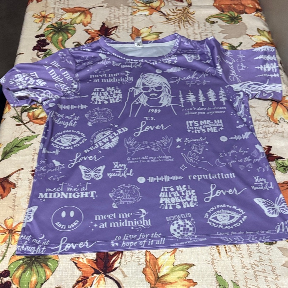 Taylor Swift Purple Graphic T-Shirt
